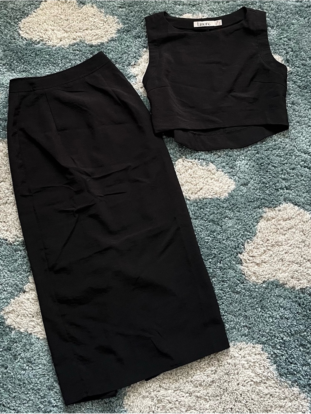 Matching Set Pencil Skirt & Crop Top